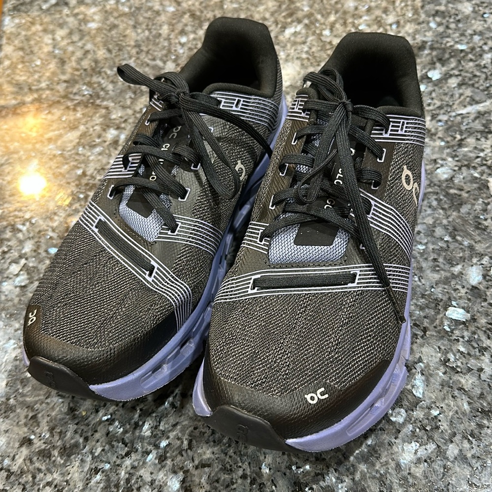 ON Cloudgo in excellent condition